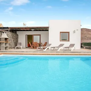 https://villa-daniamand-1b-playa-blanca-lanzarote.in-canary-islands.com